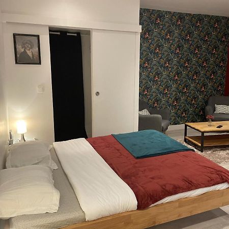 Le Relais Du Petit Lion Apartman Blois Kültér fotó